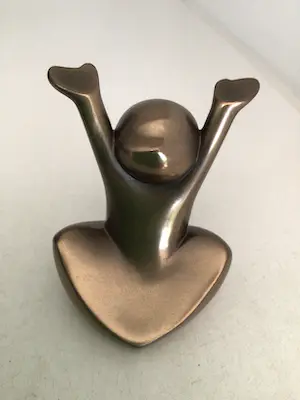 Janneke Ros - Beeld “ Vrolijk kind ! “ kopen? Bied vanaf 1!