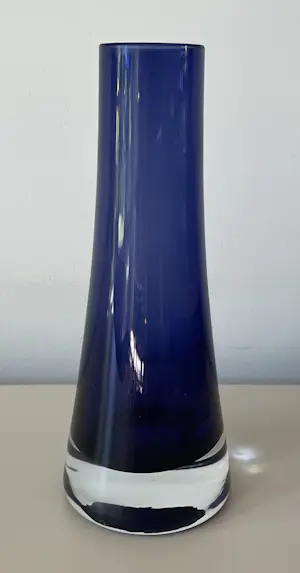 Krosno Glass S.A. - Dikwandige paarse glazen vaas kopen? Bied vanaf 32!