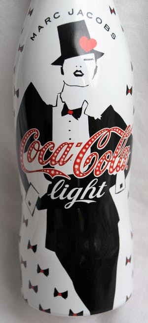 Marc Jacobs - Flesje van blik , Coca Cola – 2013 – Limited edition kopen? Bied vanaf 1!