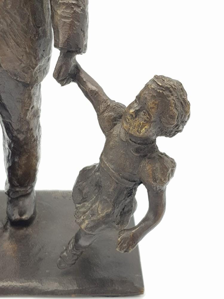 Jean en Marianne Bremers - Bronzen beeld "Kom opa" kopen? Bied vanaf 475!