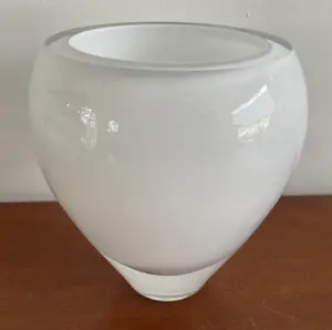 Glasblazerij Leerdam - Witte Opaline kunstglazen vaas kopen? Bied vanaf 35!