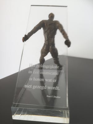 Brons (Onbekend) - Man met een boodschap kopen? Bied vanaf 59!