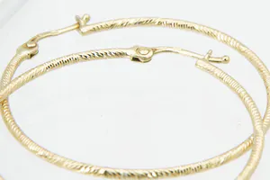 Elegante set 14 karaats geel-gouden dames zg. "Creolen" Oorclips - gekeurd. kopen? Bied vanaf 90!
