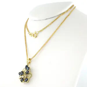 18k gouden collier en  hanger met saffier en briljant geslepen diamant kopen? Bied vanaf 750!