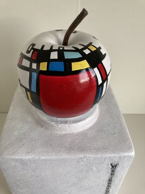 Marianne Bey - Like Apple /Mondriaan style kopen? Bied vanaf 50!