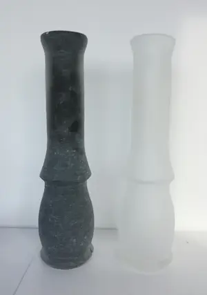 Bernard Heesen - / de Oude Horn, Twee grote vazen in zwart en wit - Oche Hora kopen? Bied vanaf 350!