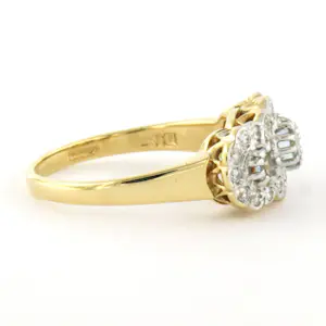 18k bicolour gouden ring met topaas en briljant geslepen diamant tot. 0.30ct kopen? Bied vanaf 650!