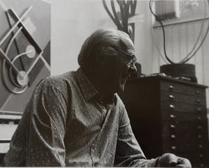 Cesar Domela - portretfoto door Kees Broos kopen? Bied vanaf 40!