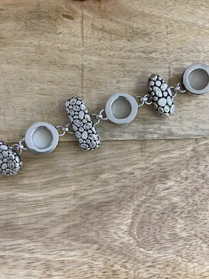 Zilveren armband met vier rond geslepen parelmoer stenen kopen? Bied vanaf 59!