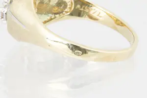 48 - Vintage bicolor 14Krt rozetring met ca 0.40crt briljant. kopen? Bied vanaf 240!