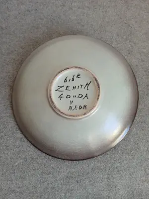 Plateelbakkerij Zenith - Willem Stuurman (1908-1995) kopen? Bied vanaf 49!