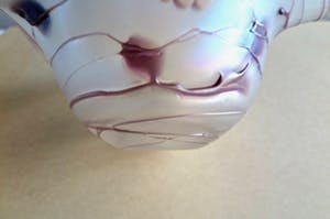 Glashutte Poschinger - Design Schaal - Groot - Handgemaakt - Waaiervormig - Iriserend glas+Purple spots kopen? Bied vanaf 1!