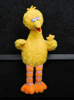 KAWS - Sesame Street, Plush Toy Big Bird. Limited edition 2018. kopen? Bied vanaf 50!