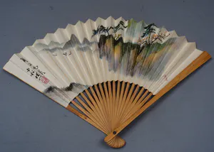 Niet of onleesbaar gesigneerd - oude Chinese hand waaiers kopen? Bied vanaf 1!