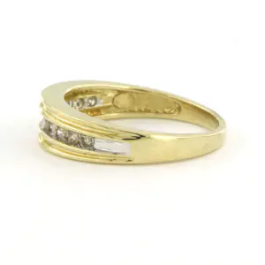 14k gouden ring met briljant geslepen diamant 0.33 ct - ringmaat 16.5 (52) kopen? Bied vanaf 260!
