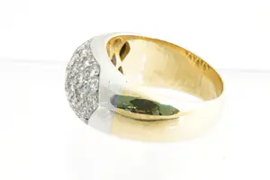 NV(72)- Excl.  18Krt Pavé ring met ca 2.20ct briljant geslepen topdiamant G/VS kopen? Bied vanaf 1490!