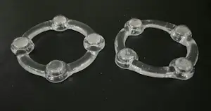 Pukeberg Glass - TWEE RINGVORMIGE GLAZEN KAARSENHOUDERS kopen? Bied vanaf 32!