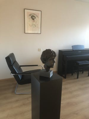 Brons (Onbekend) - Groot zwaar bronzen beeld {8 kg } en 35 cm hoog. kopen? Bied vanaf 150!