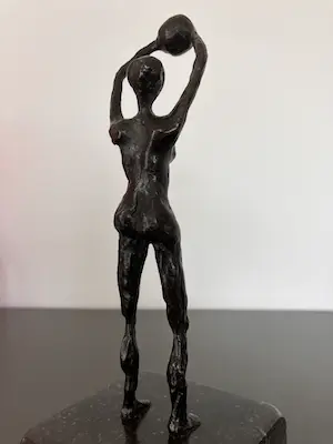 Nicolette Eenhorst - Vrouw met bal kopen? Bied vanaf 69!