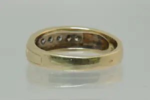 39 - Vintage 14krt geel-gouden rij- ring met 5 briljant gesl. (0.30ct) diamanten kopen? Bied vanaf 160!