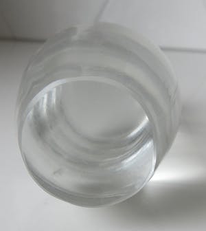 Niet of onleesbaar gesigneerd - Grote art deco modernistische kristallen karaf kopen? Bied vanaf 10!