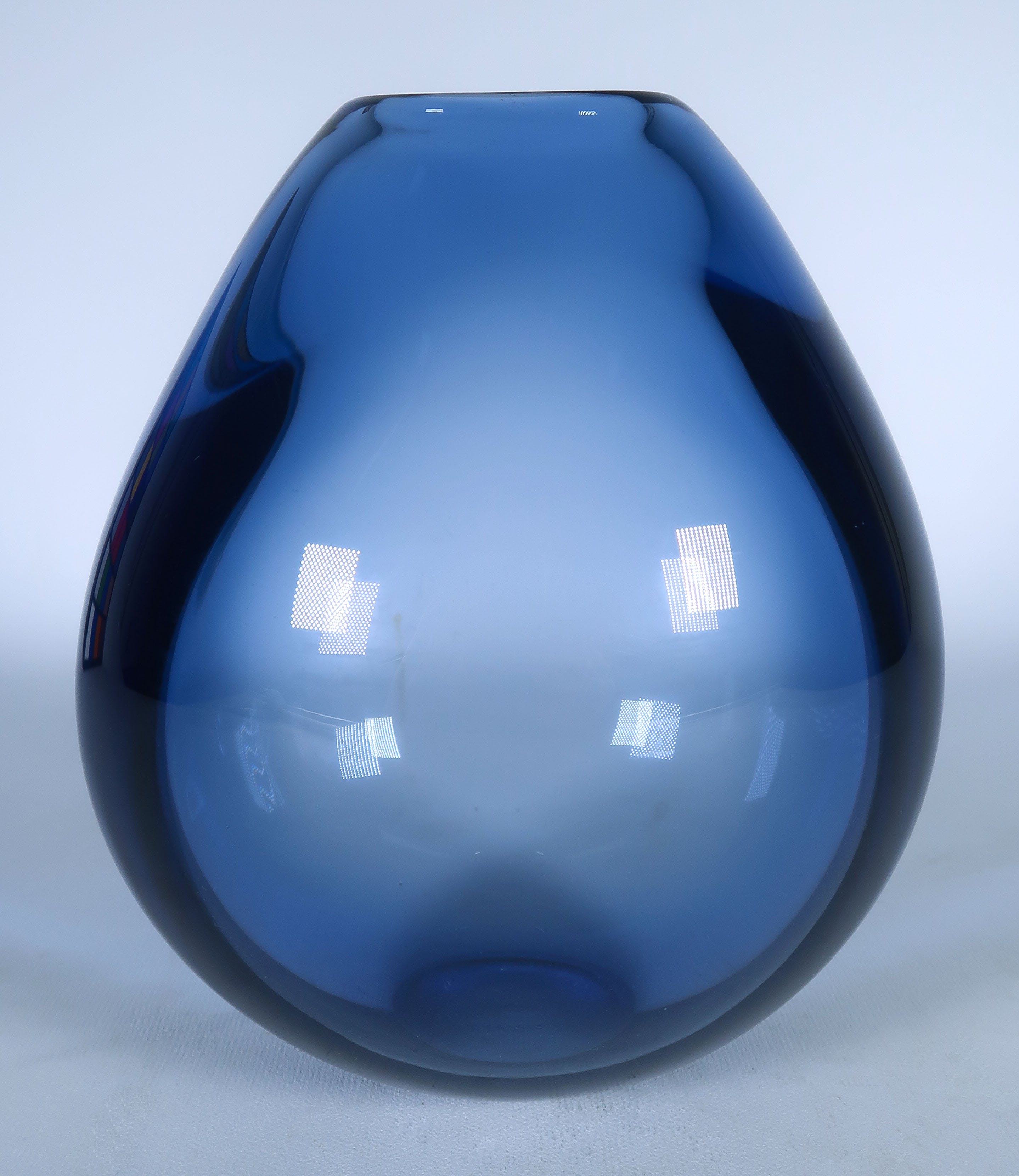 Per Lutken - Glas, Ovaal vaasje, uitgevoerd door Holmegaard kopen? Bied vanaf 40!