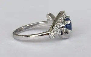 ALGT-gecertificeerde ring van witgoud met 1,85 karaat Ceylon saffier en diamant kopen? Bied vanaf 1400!