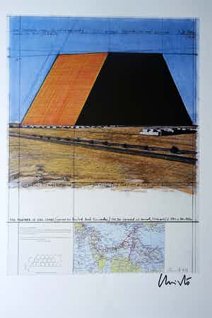 Christo - The Mastaba of Abu Dhabi verkocht voor € 290!