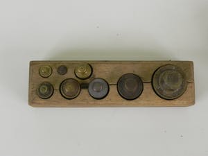 Curiosa - 3 blokken met gewichten kopen? Bied vanaf 1!