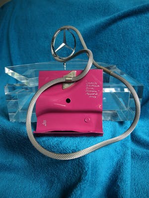 Ted Noten - Dutch Fashion Award 2009 , ‘Icon Homme’ - Mercedes-Benz kopen? Bied vanaf 350!