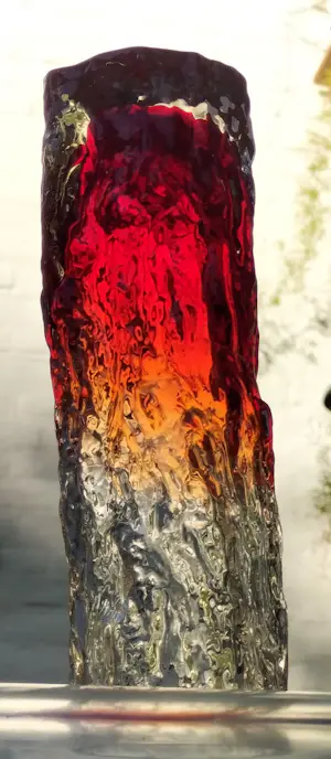 Geoffrey Baxter - Bark Vaas Ruby Red kopen? Bied vanaf 30!