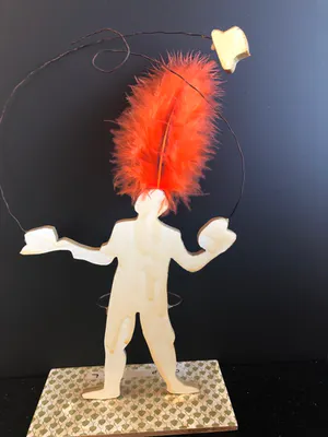 Ossip - Vrolijk mannetje met veer kopen? Bied vanaf 79!