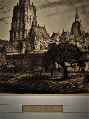 Jan Poortenaar - Fraai ingelijste Ets "gezicht op Zutphen en Sint Walburgiskerk" kopen? Bied vanaf 10!