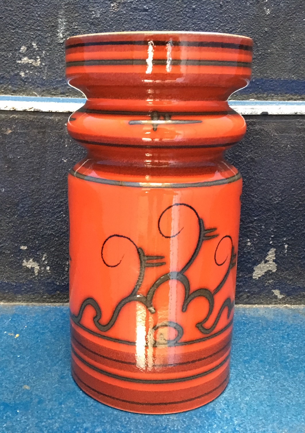 Plateelbakkerij Flora - Platelen vaas decor Tokyo model 916 verkocht voor € 18!