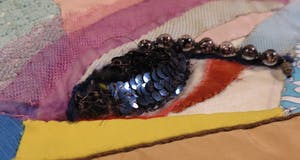 Niet of onleesbaar gesigneerd - Gestikte textiel, Wandkleed Plattelandsvrouwen (met ophangsysteem) kopen? Bied vanaf 1!