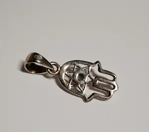 Nieuwe zilveren hanger met Labradoriet, hand van Fatima kopen? Bied vanaf 45!