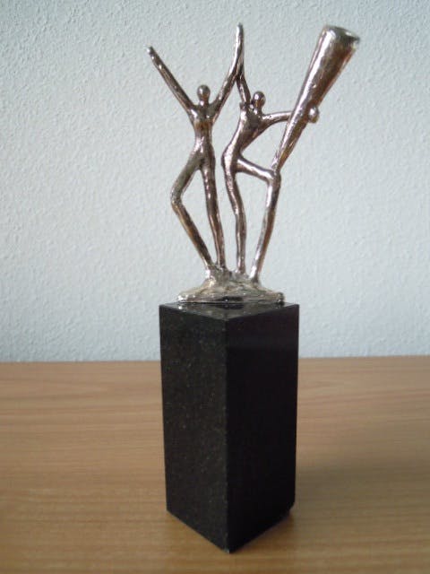 Corry Ammerlaan - Prachtig beeldje - 2 Vrolijke vrienden kopen? Bied vanaf 8!