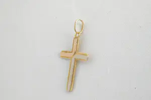 190 - Bijzondere 18 krt tri-color gouden kruis hanger. kopen? Bied vanaf 90!