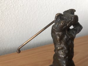 Brons (Onbekend) - Prachtig massief beeld van een golfspeler in actie kopen? Bied vanaf 35!