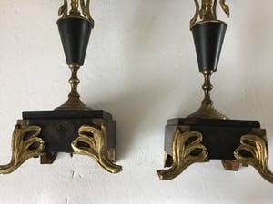 Curiosa - 2 kandelaars Napoleon III stijl op marmeren voet. kopen? Bied vanaf 55!