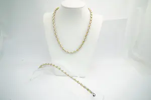 68 - Exclusieve set 18 krt bicolor gouden sieraden - collier en armband - zgan kopen? Bied vanaf 2500!