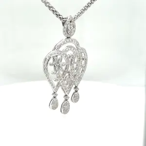 Magnificent Pendant in 18 Karat with 177 Brillants 1,65 carat with Chain kopen? Bied vanaf 2200!