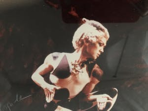 Curiosa - Kleurenfoto uit 2009, Sirgid Colomyès, Gesigneerd " Charles Jude" kopen? Bied vanaf 1!