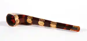 Biedermeijer pijpje van agaat met 14 kt. geelgouden appliques verkocht voor € 130!