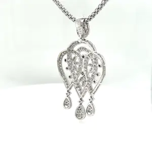 Magnificent Pendant in 18 Karat with 177 Brillants 1,65 carat with Chain kopen? Bied vanaf 2200!