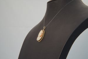 2293b - Antieke 14 karaat geel-gouden Camee hanger - dame en profil - gekeurd kopen? Bied vanaf 70!