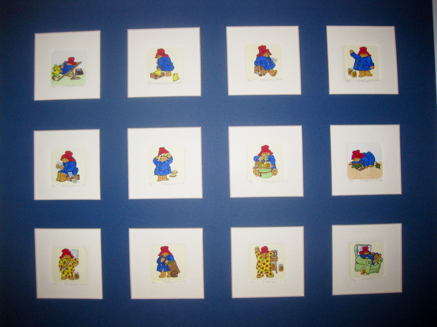 Niet of onleesbaar gesigneerd - 12 Etsjes van Beertje Paddington kopen? Bied vanaf 1!