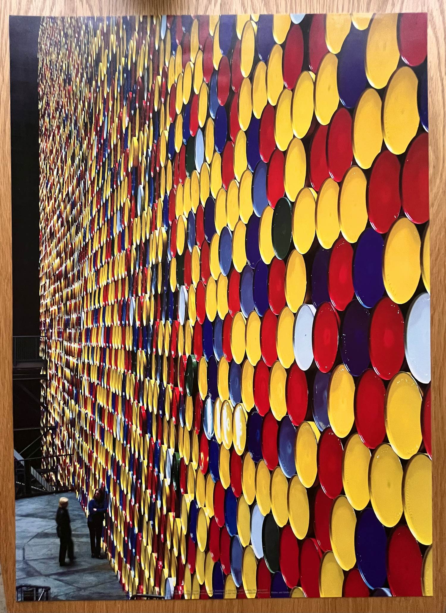 Christo - "The Wall" - 13000 oil barrels - Offset prent - 1999 kopen? Bied vanaf 45!