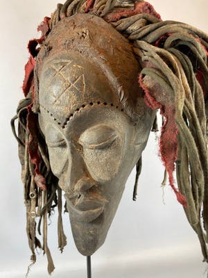 Chokwe - 220303 African mask from the Chokwe - Angola. kopen? Bied vanaf 45!