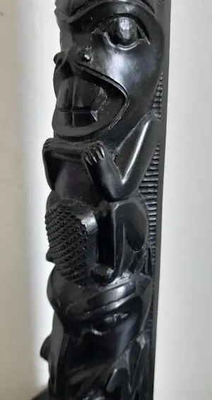 Niet of onleesbaar gesigneerd - Totem Haida kopen? Bied vanaf 10!